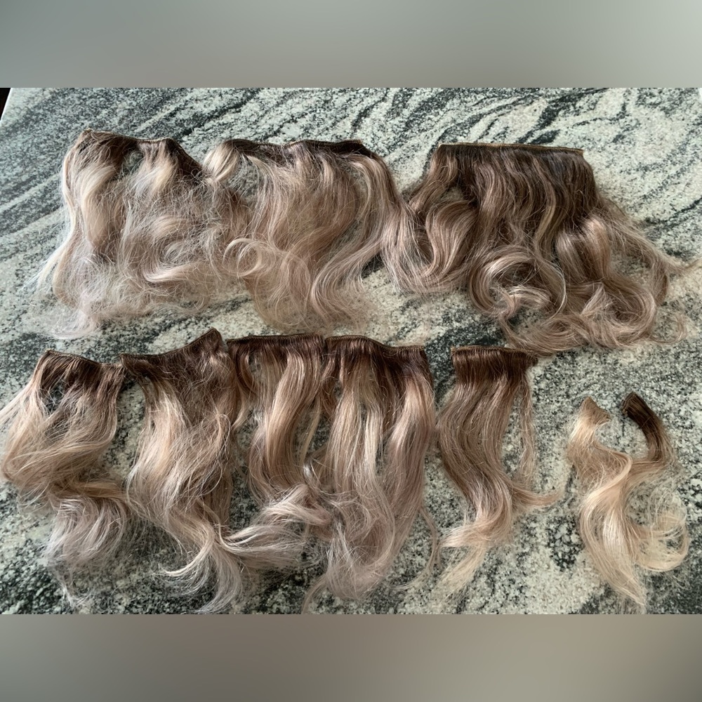 ✨ Irresistible Me Extra Volume Clip-In Hair Extensions